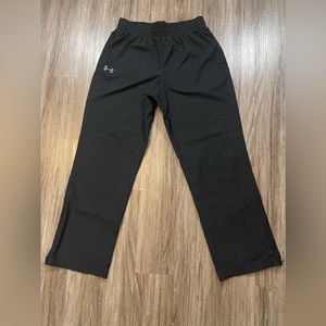 Under Armour Men’s Size L Color Black With Reflective Silver Printing NWOT